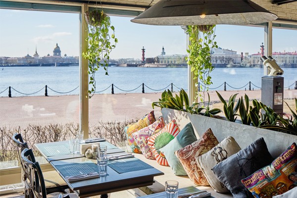 La veduto dal ristorante "Корюшка"